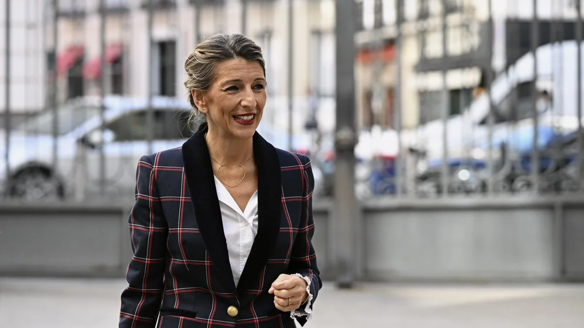 Jubilados verán aumentos en sus pensiones con el nuevo salario mínimo de 1.221 euros