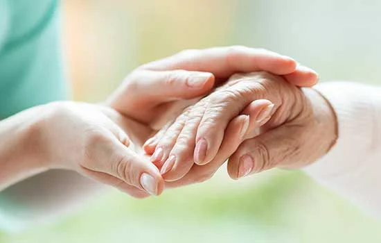 Las principales patronales del sector de la dependencia unidas para mejorar las condiciones laborales y la atención prestada