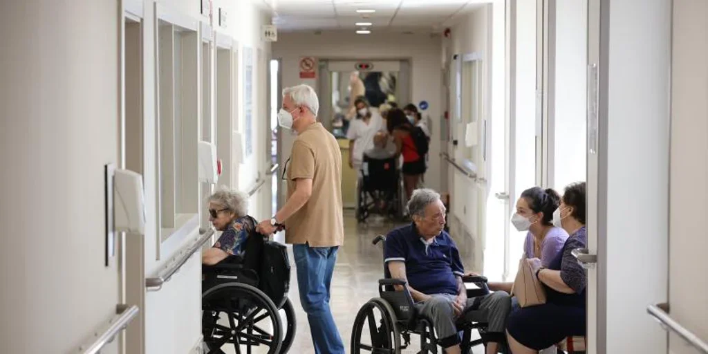 Más de 50.000 personas mayores con dependencia aguardan una plaza en residencias públicas